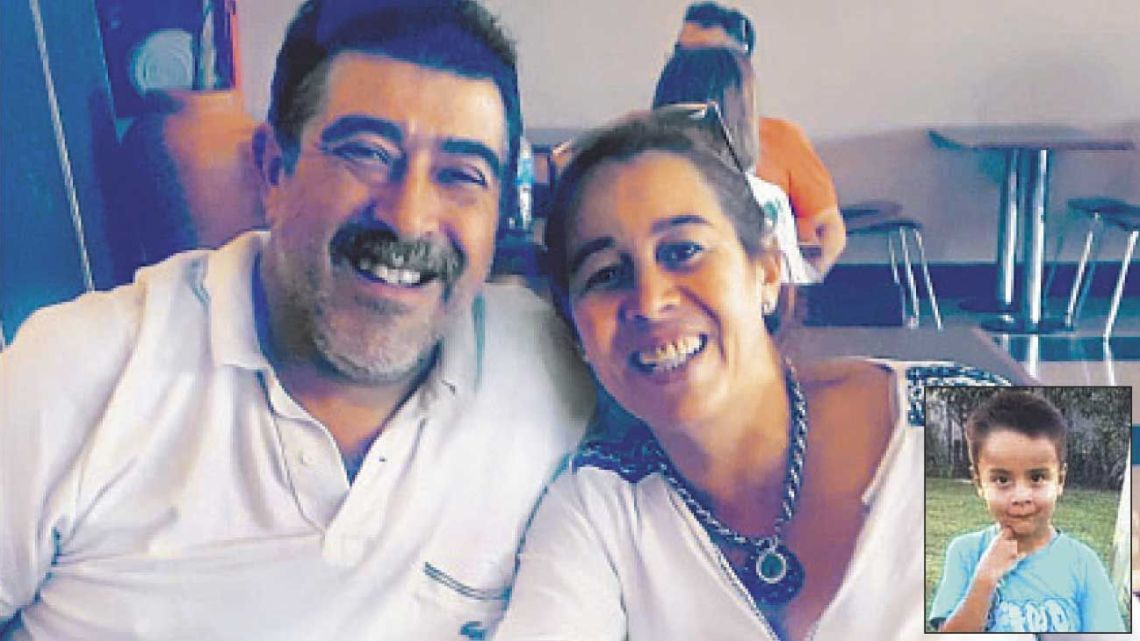 retired Navy captain Carlos Pérez and former municipal official María Victoria Caillava; Inset: Loan Danilo Peña.